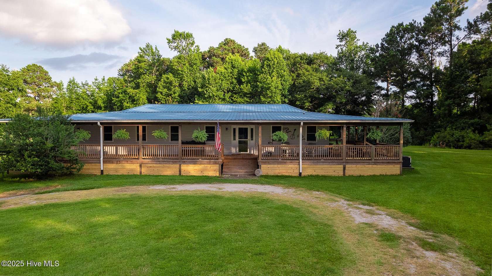 20.4 Acres of Land with Home for Sale in Swansboro, North Carolina