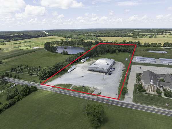 10 Acres of Improved Commercial Land for Sale in Mountain Grove, Missouri