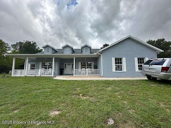 5 Acres of Land with Home for Sale in Morriston, Florida