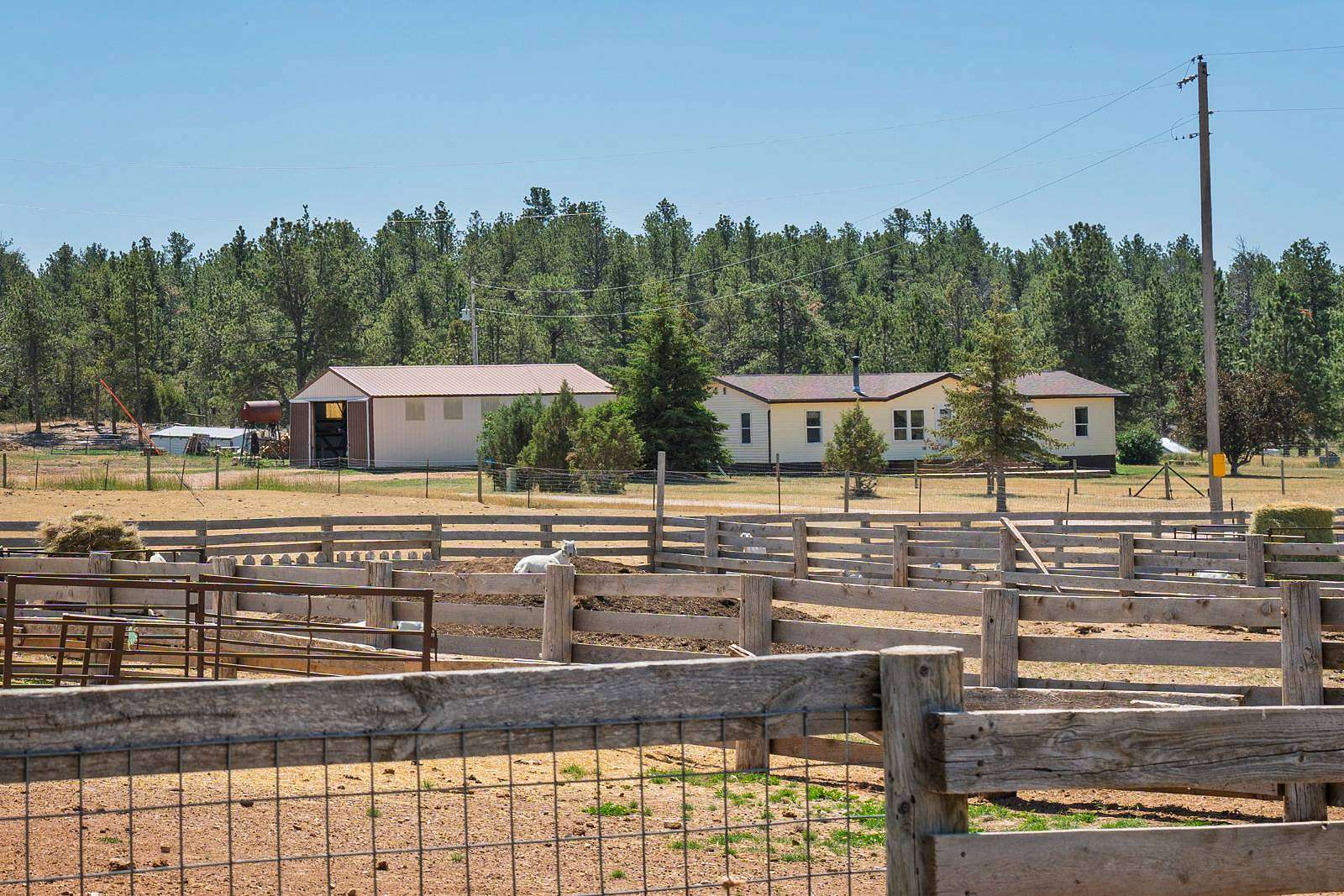 10 Acres of Land with Home for Sale in Edgemont, South Dakota