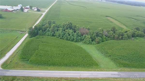 10 Acres of Residential Land for Sale in Shelbina, Missouri