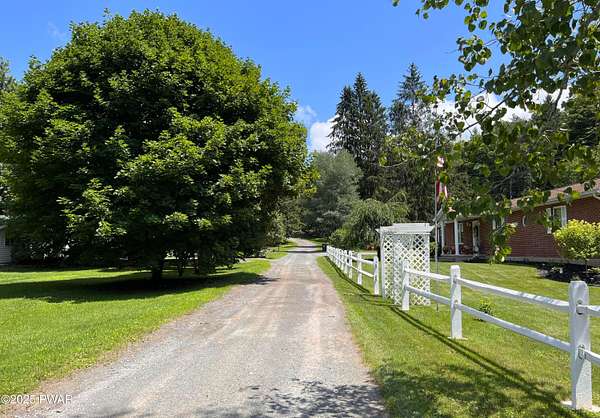 3 Acres of Residential Land for Sale in Lenoxville, Pennsylvania