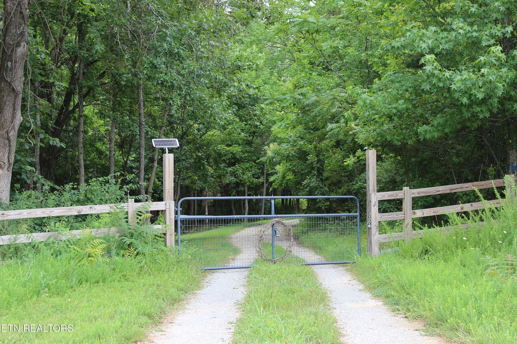 57.8 Acres of Land for Sale in Knoxville, Tennessee