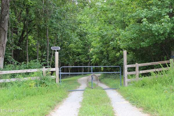 57.8 Acres of Land for Sale in Knoxville, Tennessee