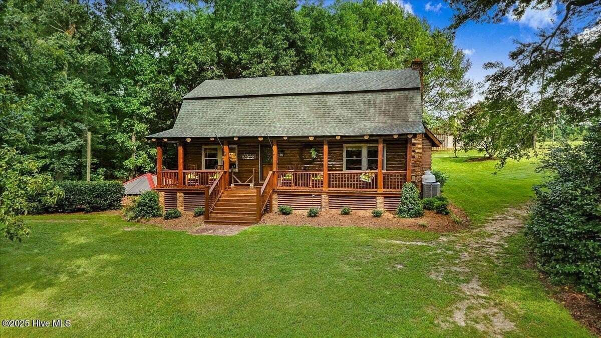 5 Acres of Residential Land with Home for Sale in Faison, North Carolina