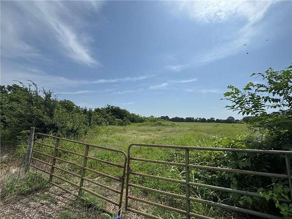 20 Acres of Agricultural Land for Sale in Stilwell, Oklahoma