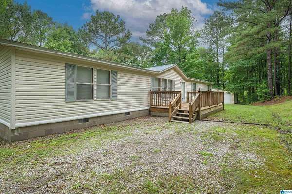 4.13 Acres of Residential Land with Home for Sale in Gordo, Alabama