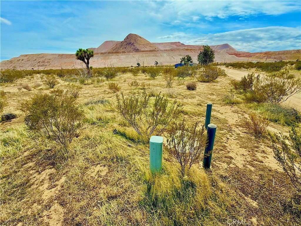 2 Acres of Land for Sale in Mojave, California