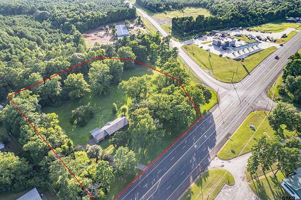 4.85 Acres of Land with Home for Sale in Rusk, Texas
