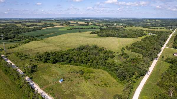 20 Acres of Land for Sale in Chariton, Iowa