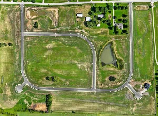 1 Acre of Residential Land for Sale in Baldwin City, Kansas