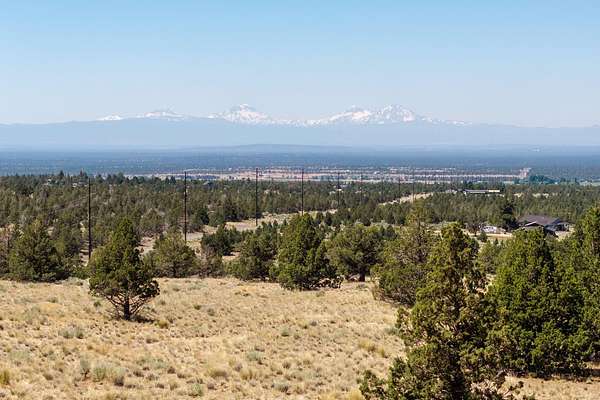 17.3 Acres of Land for Sale in Powell Butte, Oregon