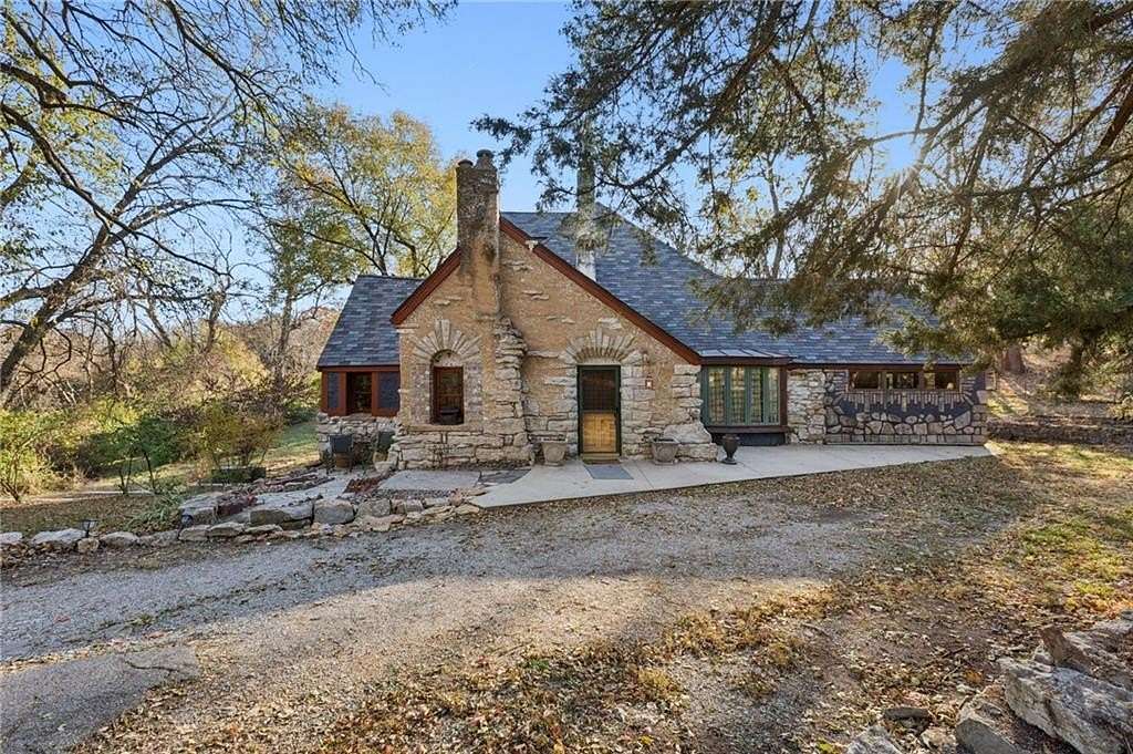 3.76 Acres of Land with Home for Sale in Kansas City, Missouri