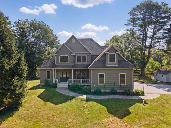 13.7 Acres of Land with Home for Sale in Pine Bush, New York