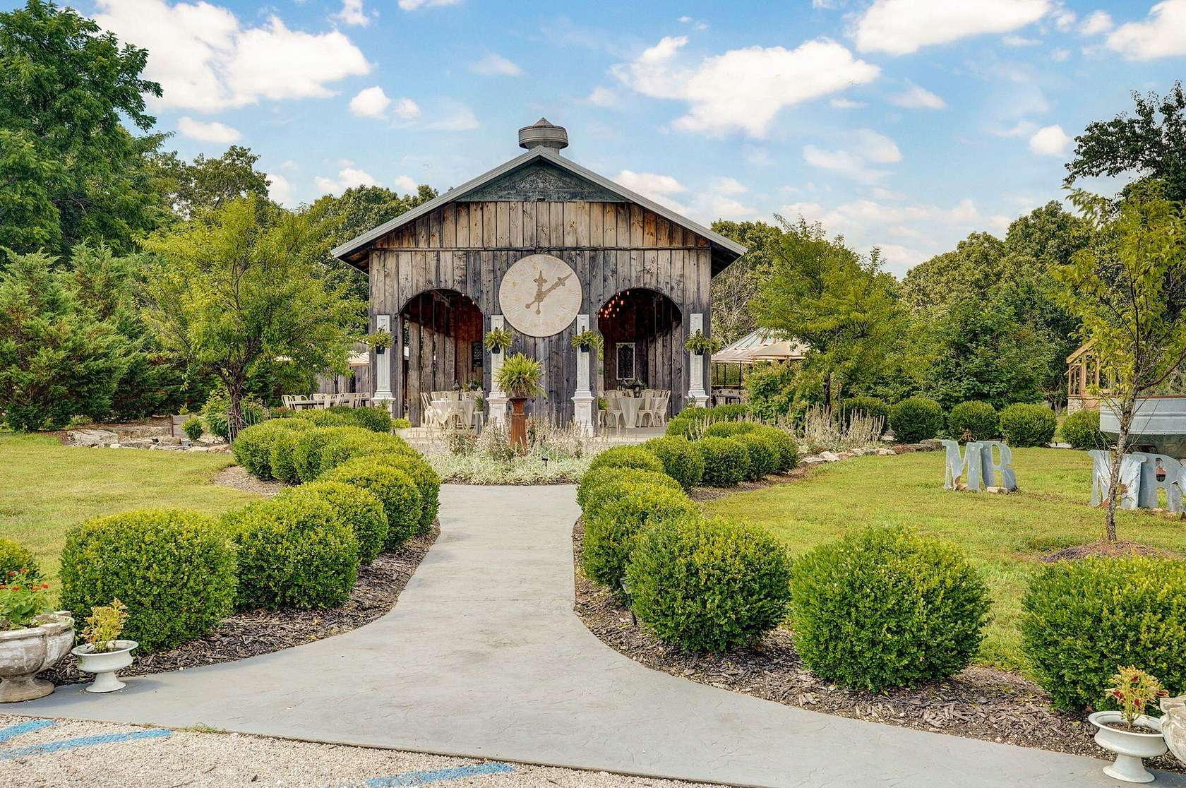 8.4 Acres of Improved Mixed-Use Land for Sale in Chadwick, Missouri