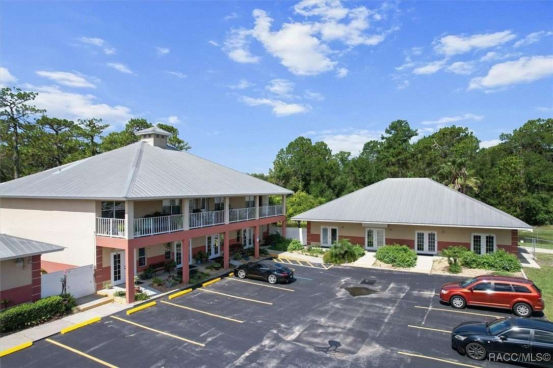 2.53 Acres of Mixed-Use Land for Sale in Crystal River, Florida