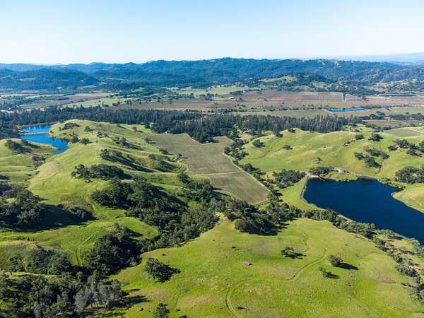 Residential Land for Sale in Calistoga, California