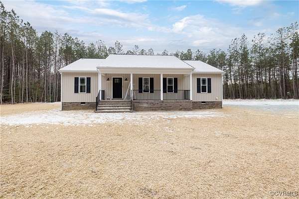 2 Acres of Residential Land with Home for Sale in Aylett, Virginia