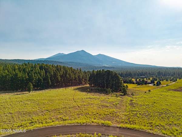 2 Acres of Residential Land for Sale in Flagstaff, Arizona