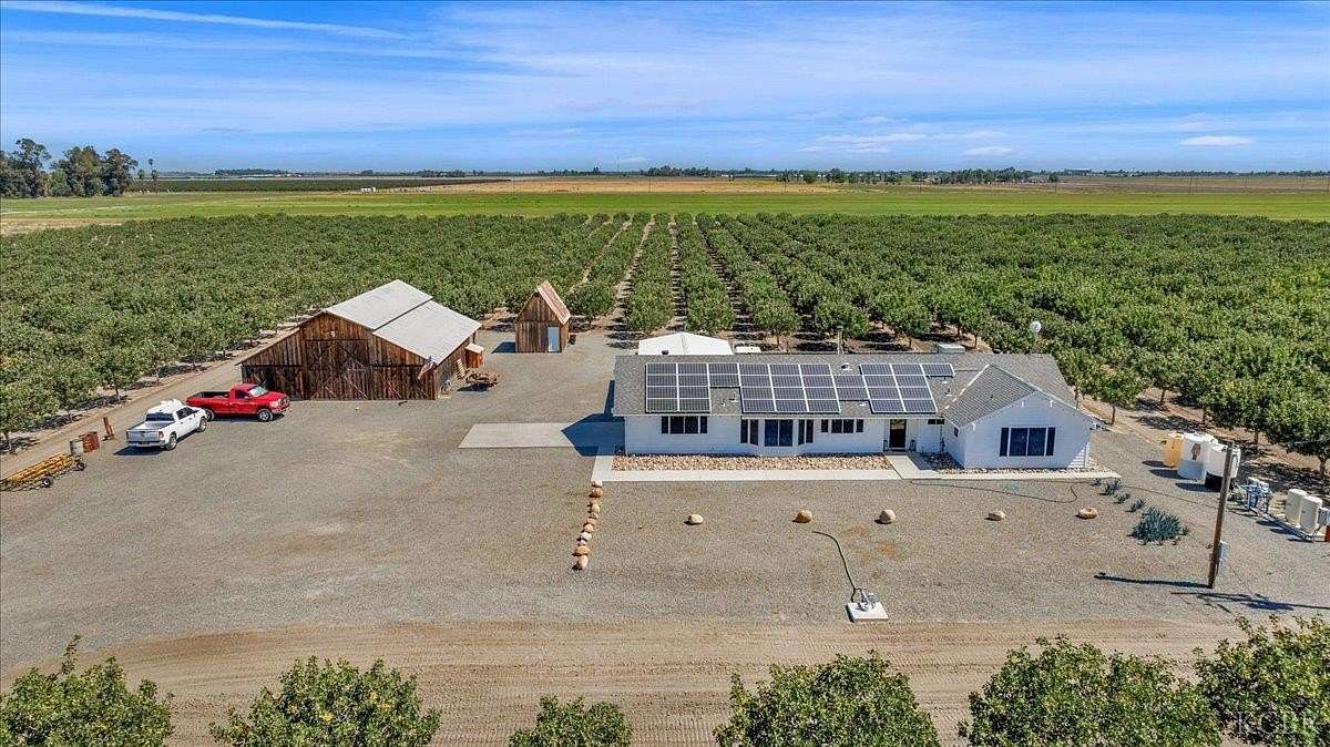 27.3 Acres of Agricultural Land with Home for Sale in Stratford, California