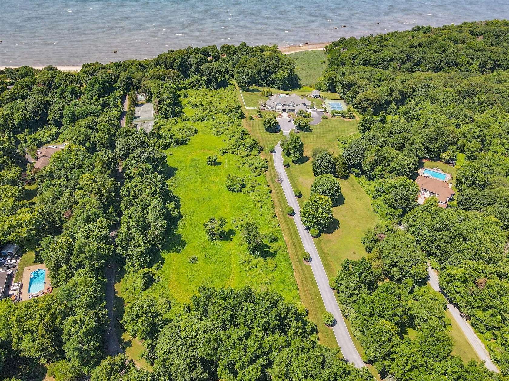 8.42 Acres of Residential Land for Sale in Nissequogue, New York