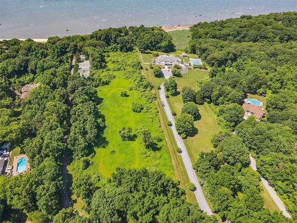 8.42 Acres of Residential Land for Sale in Nissequogue, New York