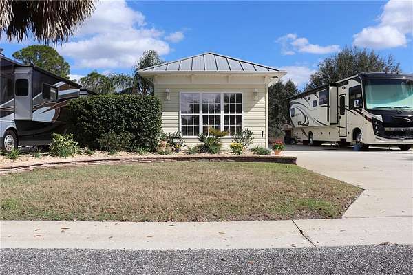 0.12 Acres of Land for Sale in Webster, Florida