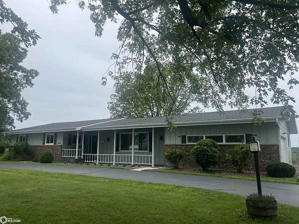 2 Acres of Residential Land with Home for Sale in Humboldt, Iowa