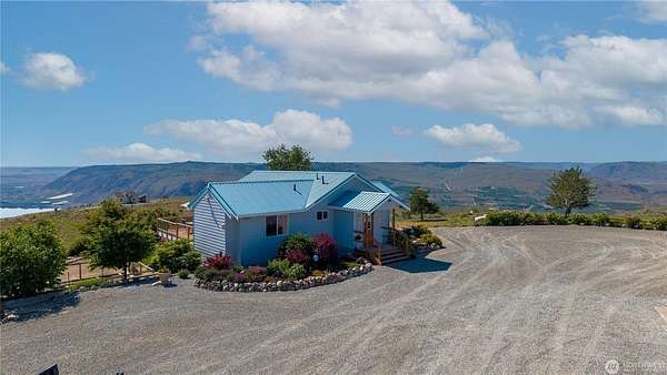 29 Acres of Recreational Land with Home for Sale in Brewster, Washington