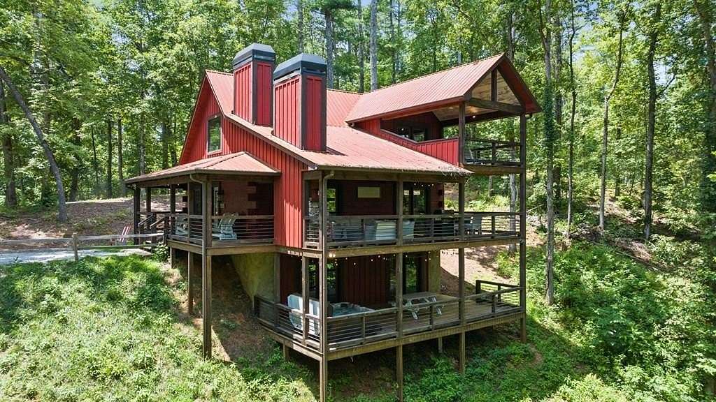 1.8 Acres of Residential Land with Home for Sale in Blue Ridge, Georgia