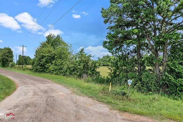 132 Acres of Recreational Land for Sale in Henderson, Texas