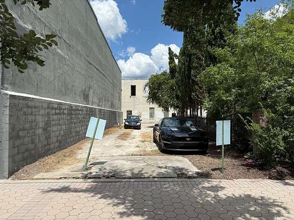 0.05 Acres of Mixed-Use Land for Sale in Valdosta, Georgia