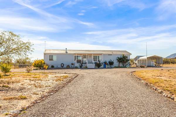 4.36 Acres of Residential Land with Home for Sale in Hereford, Arizona