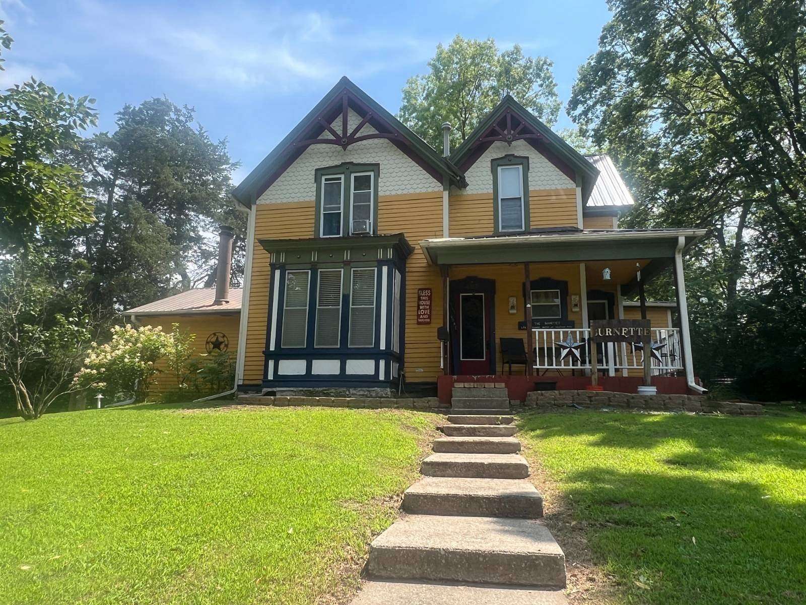 1.62 Acres of Residential Land with Home for Sale in Lamoni, Iowa