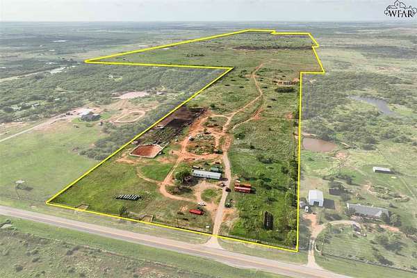 390 Acres of Agricultural Land for Sale in Wichita Falls, Texas