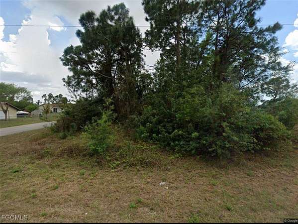 0.25 Acres of Residential Land for Sale in Lehigh Acres, Florida