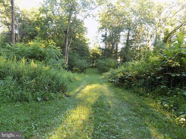 1 Acre of Land for Sale in Tremont, Pennsylvania