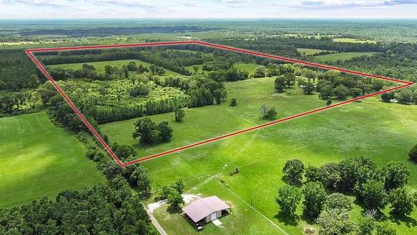 143 Acres of Recreational Land & Farm for Sale in Avery, Texas