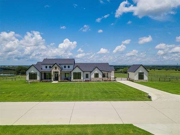 2.2 Acres of Residential Land with Home for Sale in Aledo, Texas