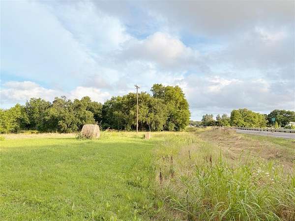 11 Acres of Land with Home for Sale in Quinlan, Texas