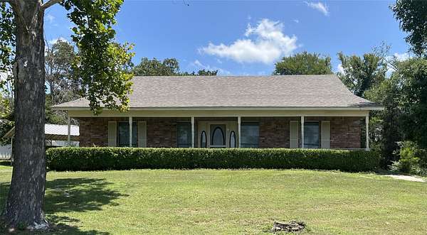 10 Acres of Land with Home for Sale in Canton, Texas