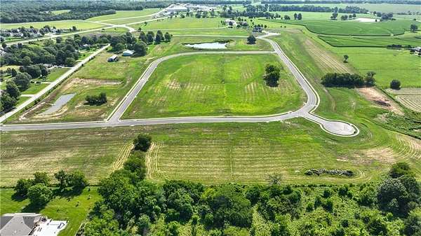 1 Acre of Residential Land for Sale in Baldwin City, Kansas