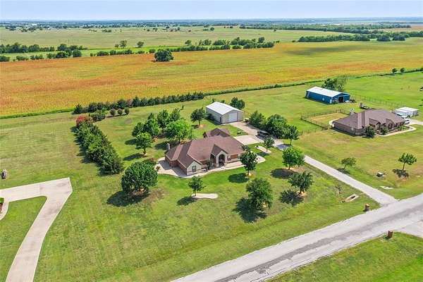 2 Acres of Residential Land with Home for Sale in Sanger, Texas