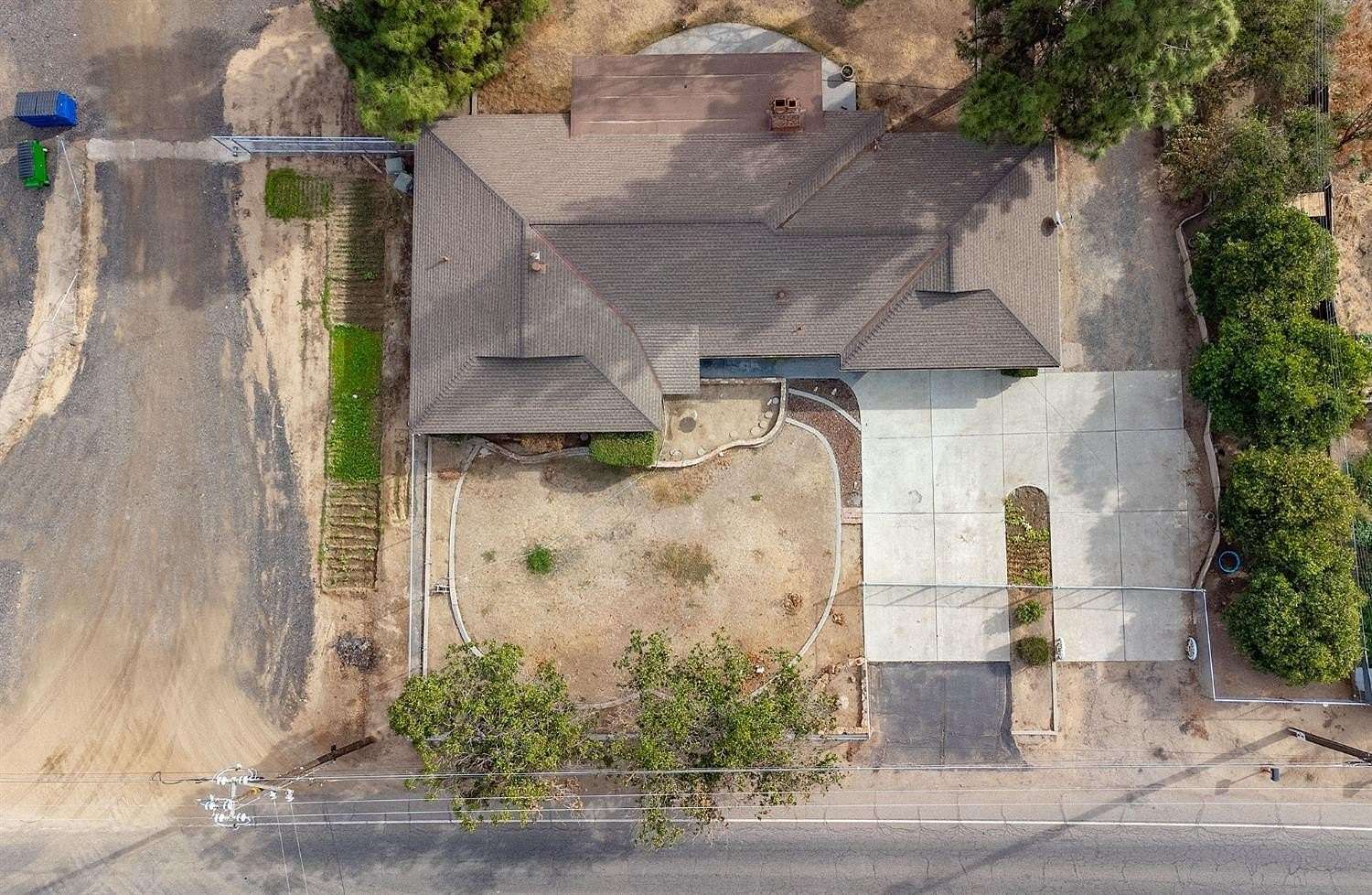 4.43 Acres of Land with Home for Sale in Fresno, California