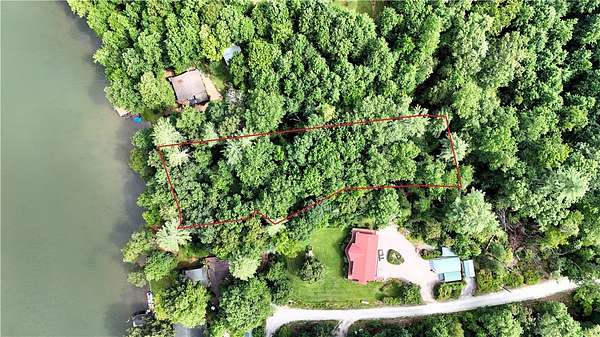 0.98 Acres of Residential Land for Sale in Tamassee, South Carolina