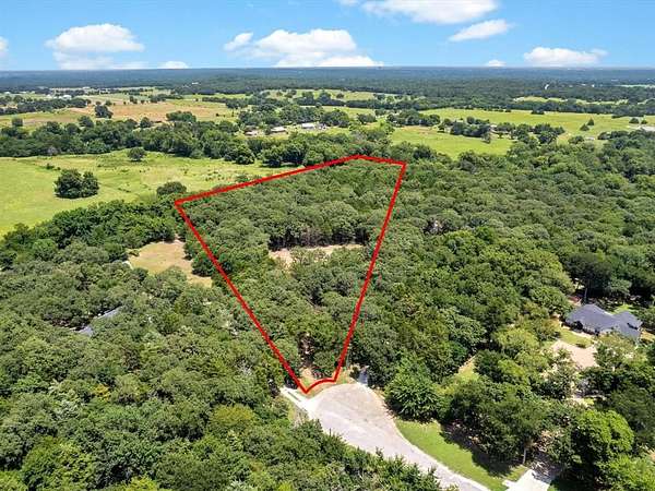 5.12 Acres of Residential Land for Sale in Valley View, Texas