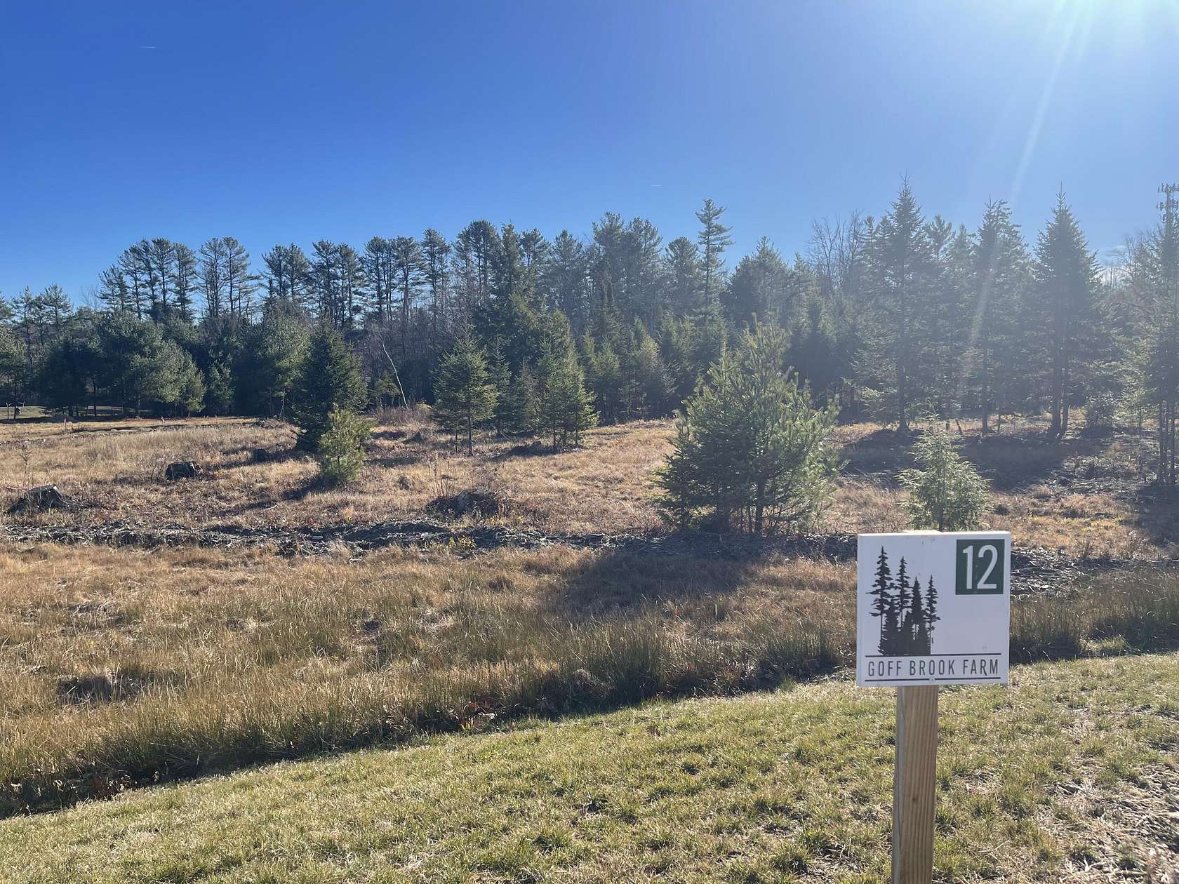 1.2 Acres of Residential Land for Sale in Arundel, Maine