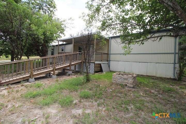14.7 Acres of Land with Home for Sale in Gatesville, Texas