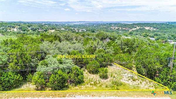 1.26 Acres of Land for Sale in Canyon Lake, Texas