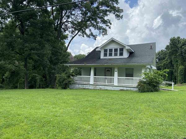 3.13 Acres of Land with Home for Sale in Hickman, Kentucky